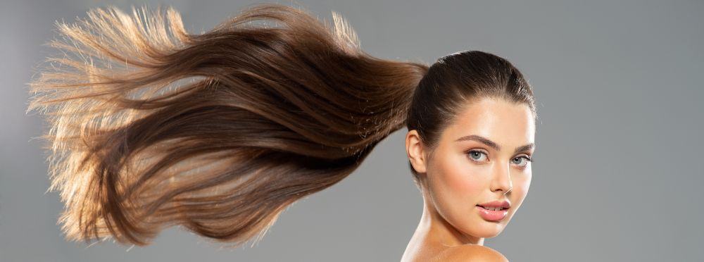 Tape Extensions bei dünnem Haar – Die perfekte Haarverdichtung